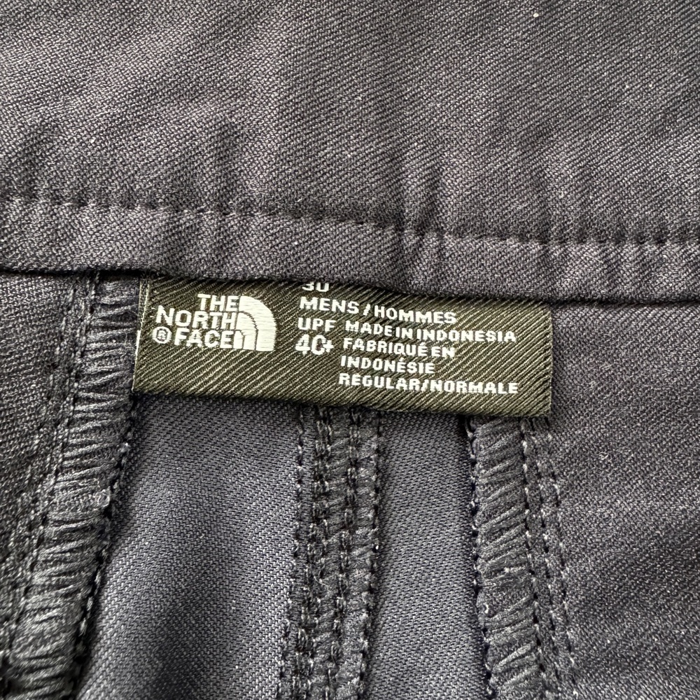 The North Face Men’s Navy Hiking / Climbing Pants Size 30x30 NWOT UPF 40+ - Picture 5 of 10